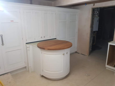 CUSTOM CUT SOLID OAK KITCHEN WORKTOP